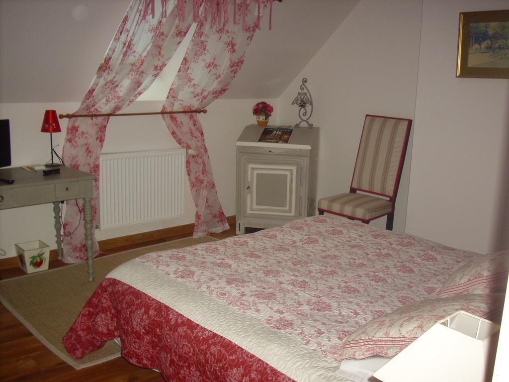 Bed and Breakfast Grand Mainguet Saint-Lambert-la-Potherie Zewnętrze zdjęcie
