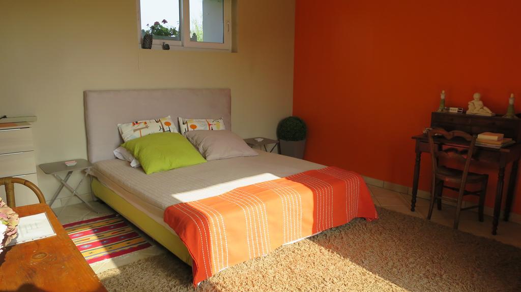 Bed and Breakfast Grand Mainguet Saint-Lambert-la-Potherie Zewnętrze zdjęcie
